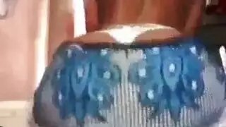 صدور كبيرة عاريات لي فاتيات يبنيبات