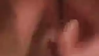الفتاة التونسية تستمني بيديها
