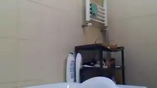يتوق للقضيب: عطش فتى للاهتمام الذكوري