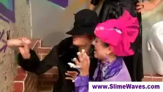 تلعب بالعاب الفيديو