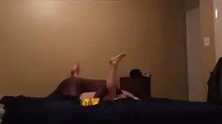 نسوانجي يحضر فتاة ليل في شقته و يكيفها نيك في كل أخرامها