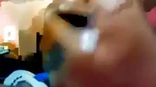 السيدة فيندو تصنع بريقًا جميلًا السيدة فيندو تصنع بريقًا جميلًا