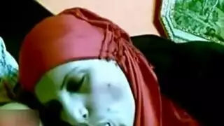 محجبة تمص الزب محجبة تمص الزب