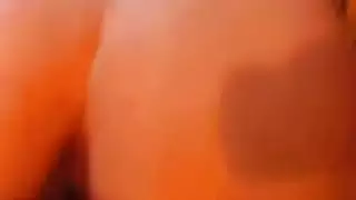 زوجان هواة ينزلان في غرفة النوم زوجان هواة ينزلان في غرفة النوم