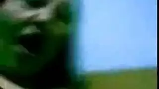 عاهرة سيئة تبين ثقوبها هنا. عاهرة سيئة تبين ثقوبها هنا.