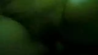 بنت هايجة وبتقطع نفسها بنت هايجة وبتقطع نفسها