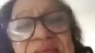 كانت سيدة قرنية حريصة على إيجاد شريك يرضي لها كل رغبة كانت سيدة قرنية حريصة على إيجاد شريك يرضي لها كل رغبة