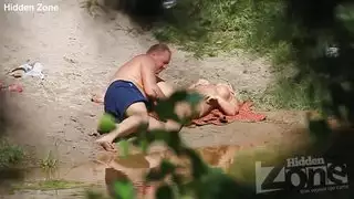 الوجه piscina iar apoi se apuca de futai الوجه piscina iar apoi se apuca de futai