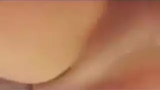 أحمر الشعر الهواة يأخذ الديك الأسود الثابت أحمر الشعر الهواة يأخذ الديك الأسود الثابت