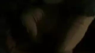 أشتون وجولي ، مشهد أشتون وجولي ، مشهد