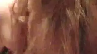 ربة منزل لديها مغامرة بين الأعراق ربة منزل لديها مغامرة بين الأعراق