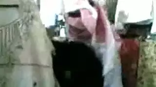 سعودي ينيك منقبة في محل الملابس سعودي ينيك منقبة في محل الملابس