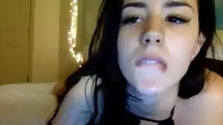 الذئب الظلام لاتينا يعطي الرأس الذئب الظلام لاتينا يعطي الرأس