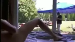 البستاني قرنية يحمل بوسها البستاني قرنية يحمل بوسها