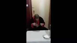 نائب الرئيس والدي يملأ بوسها نائب الرئيس والدي يملأ بوسها