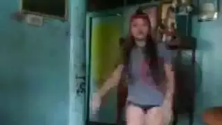 الرقص في حلبة الرقص الرقص في حلبة الرقص