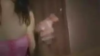 فاتنة البولندية مع الثدي المترهل يظهر جسدها أمام الكاميرا فاتنة البولندية مع الثدي المترهل يظهر جسدها أمام الكاميرا