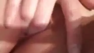 اثنين من الشقراوات العصير الداعر على بون اثنين من الشقراوات العصير الداعر على بون