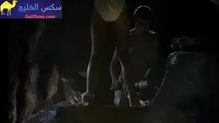 أماندا دونوهو عارية - مخبأ الدودة البيضاء (1988) أماندا دونوهو عارية - مخبأ الدودة البيضاء (1988)