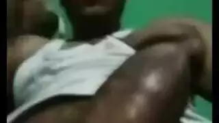 يتم ضخ جين جين أقرن جدا يتم ضخ جين جين أقرن جدا