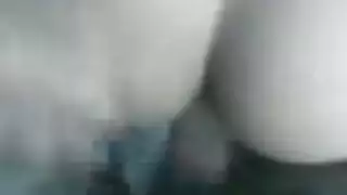 تلعب في زب تلعب في زب