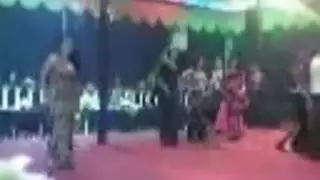 رقص فاضح رقص فاضح