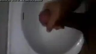 الصبي العادة السرية في نقاط البيع المتزوجة. الصبي العادة السرية في نقاط البيع المتزوجة.