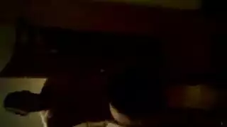 يصرخ الهواة وهي تحصل على سرج يصرخ الهواة وهي تحصل على سرج