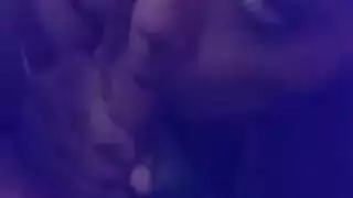 عاهرة سيئة مص هنا عاهرة سيئة مص هنا