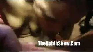 مص ديك مع الحمار الدهون لطيفة. مص ديك مع الحمار الدهون لطيفة.