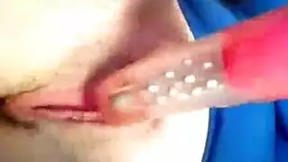 تبقى عبداً يلعب مع دسارها. تبقى عبداً يلعب مع دسارها.