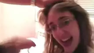 أحضرها، الكلبة أحضرها، الكلبة