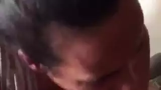 أنا أحب امتصاص هذا القضيب أنا أحب امتصاص هذا القضيب