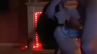 البريطانية 18YO نعومي تأخذ كل لعبتها في الخلف البريطانية 18YO نعومي تأخذ كل لعبتها في الخلف