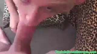 كلو جميلة تتظاهر في الجورب كلو جميلة تتظاهر في الجورب