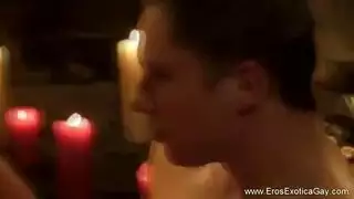 تدليك الهيكل ريمت الرقيق يحصل ضخ. تدليك الهيكل ريمت الرقيق يحصل ضخ.