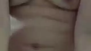 نيك عراقية من كسها السمين الملظلظ نيك عراقية من كسها السمين الملظلظ