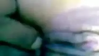 عربي في ليلة مزاج يصور فيديو سكس عربي مع زوجته ويتفضح