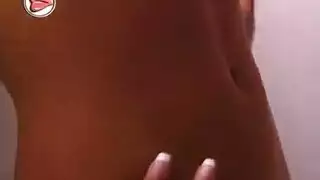 نيك يجه مؤخرتها كبيره