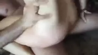 حركة الحلق العميق والشرج الصلب