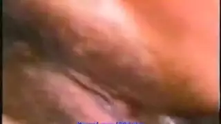 امرأة لديه صدركبير وجميل