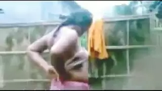 لذة مؤلمة