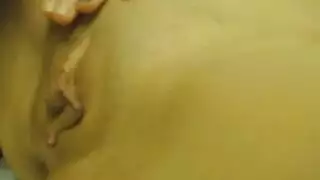حفلة فرج: ثلاث سحاقيات تبلغ ذروتها