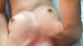 في الهواء الطلق مطبخ في سن المراهقة لاتيني