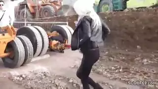جلسات سكس مدبلجة مع نساء ناضجات